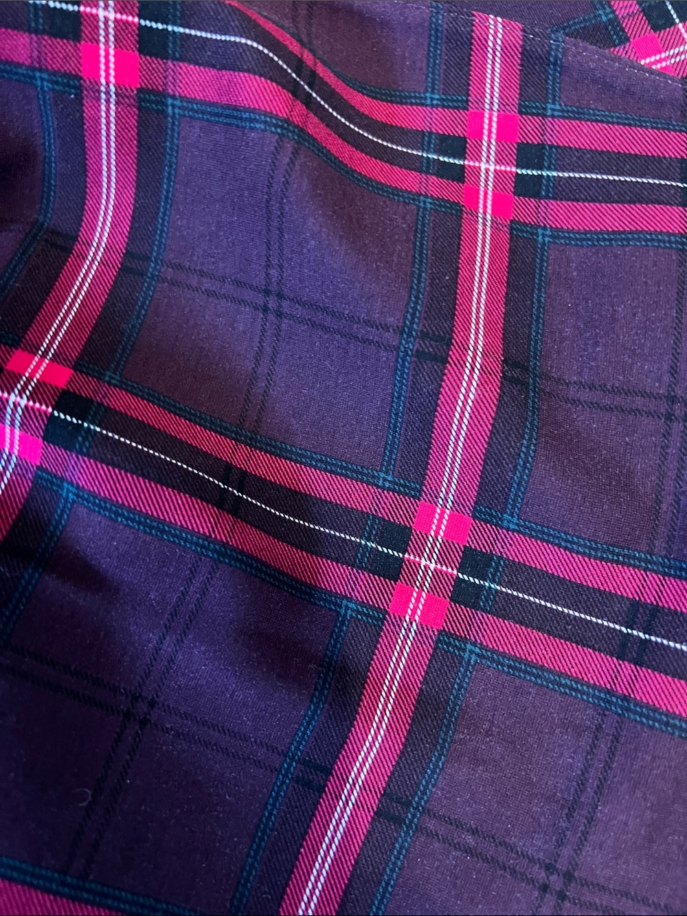 Torrid Plaid pixie pants - Picture 4 of 5